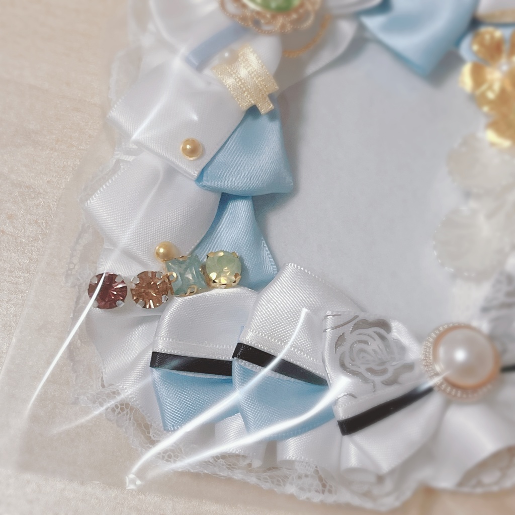 衣装モチーフ硬質ケースキーホルダー (3種)