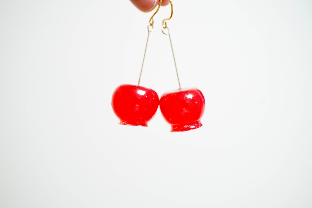 飴ちゃんの耳飾り　りんご飴