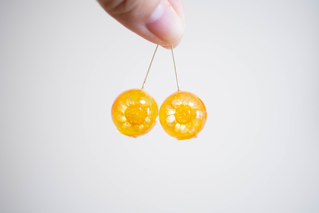 「わたしの好きな色」黄 / 飴ちゃんの耳飾り(ピアス・イヤリング)