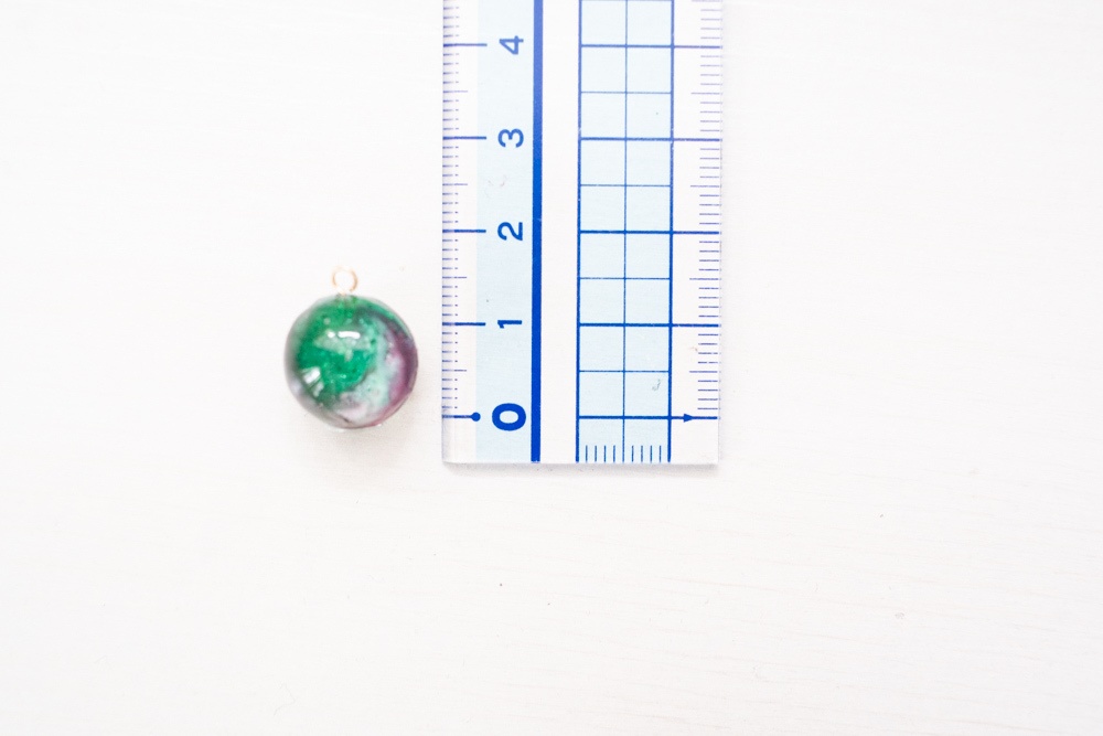 鬼滅の刃 悲鳴嶼行冥「岩の呼吸」イメージ / ミニ飴ちゃんの耳飾り(ピアス・イヤリング)