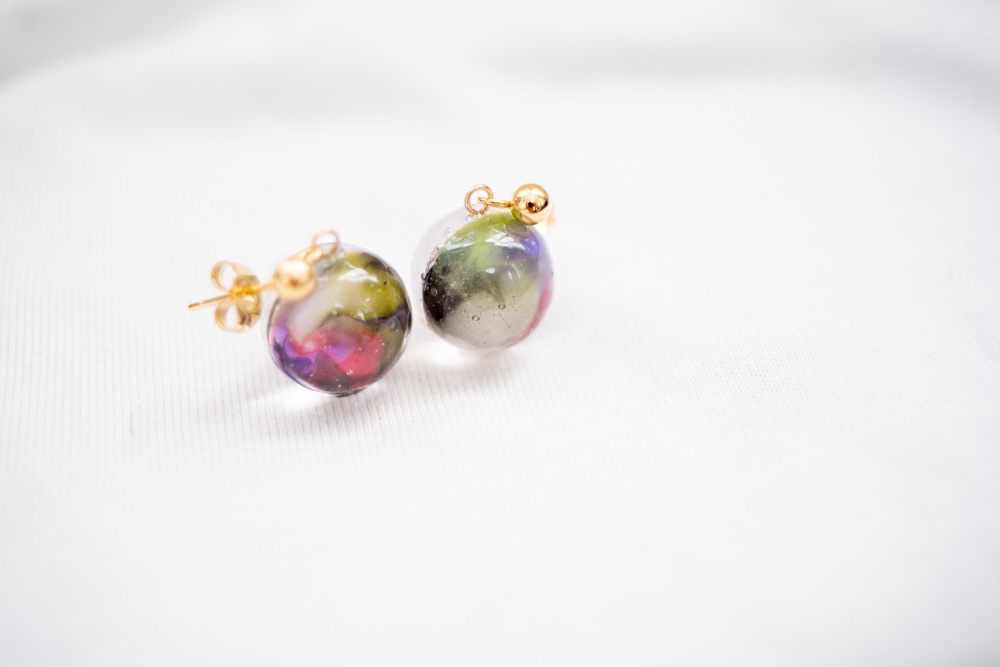 鬼滅の刃 悲鳴嶼行冥「岩の呼吸」イメージ / ミニ飴ちゃんの耳飾り(ピアス・イヤリング)