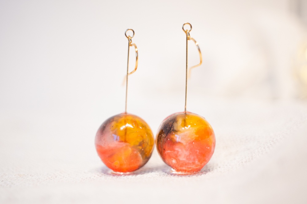 鬼滅の刃 煉獄杏寿郎「炎の呼吸」イメージ / 飴ちゃんの耳飾り(ピアス・イヤリング)