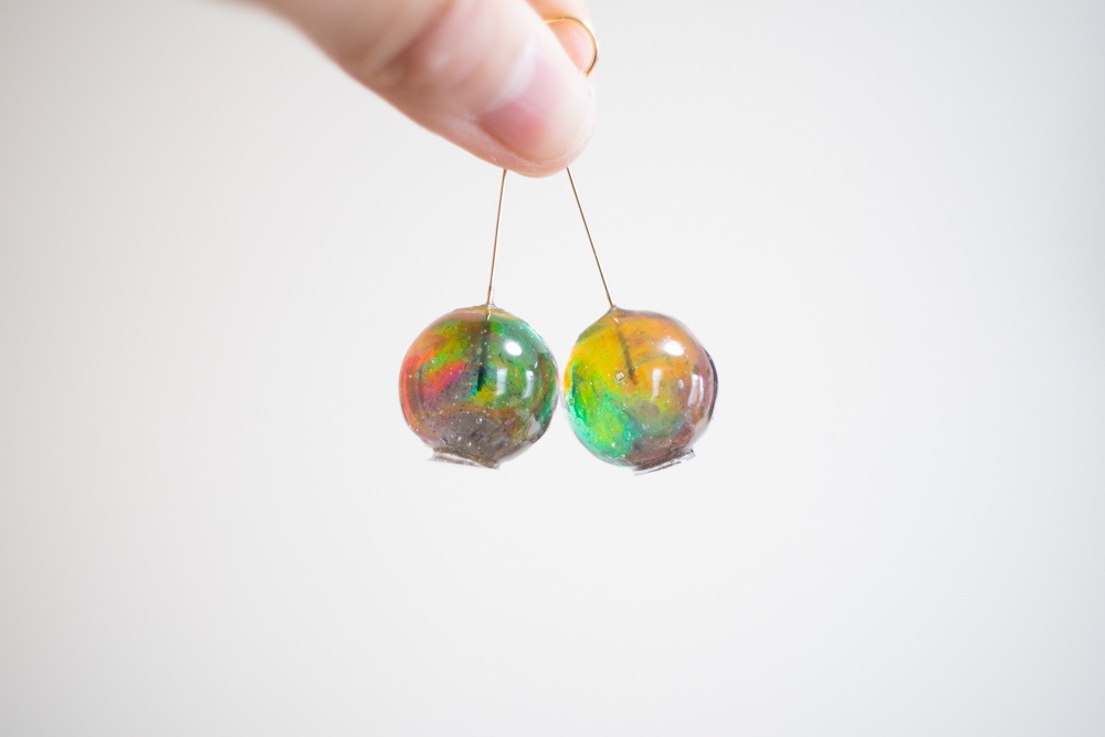 鬼滅の刃 冨岡義勇「水の呼吸」イメージ / 飴ちゃんの耳飾り(ピアス・イヤリング)