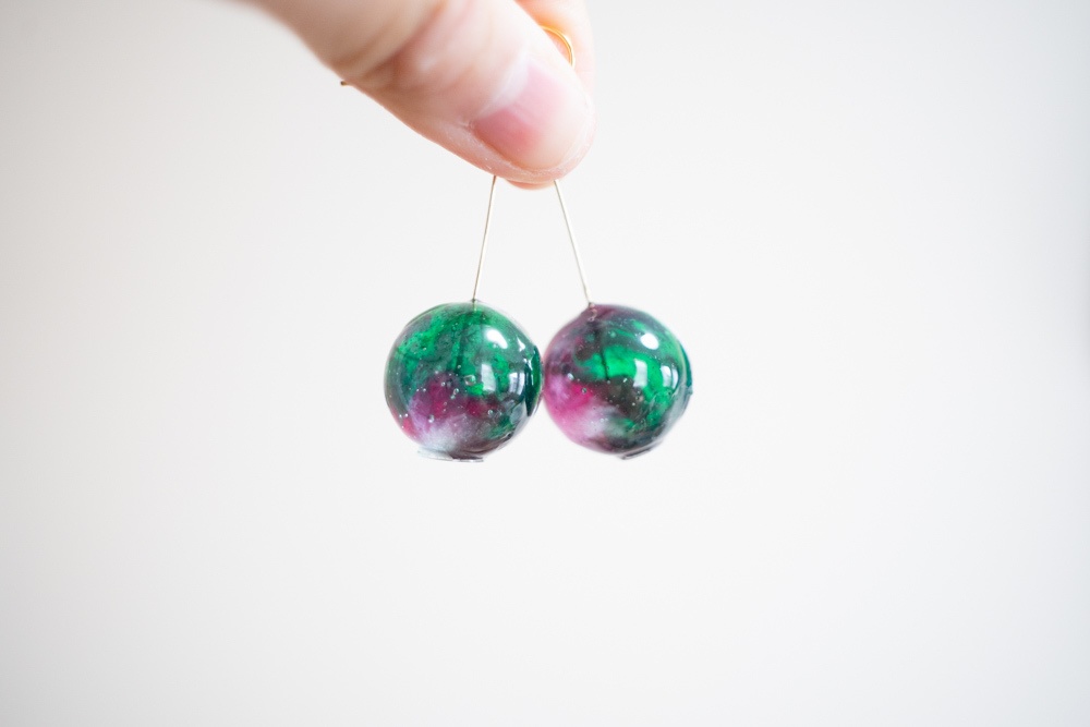 鬼滅の刃 竈門炭治郎「ヒノカミ神楽」イメージ / 飴ちゃんの耳飾り(ピアス・イヤリング)