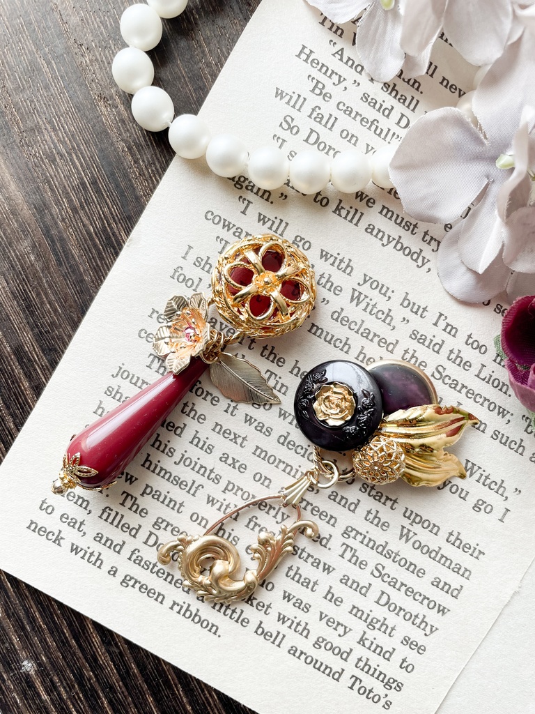 【第五人格】血の女王（最後の踊り） イメージイヤリング（ピアス）