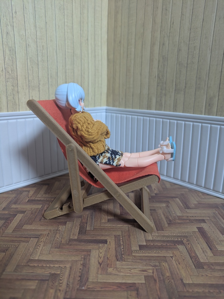 リクライニングチェア 中 メガミデバイスサイズ向け