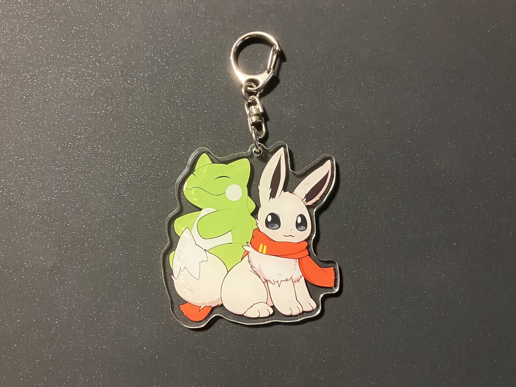 両面色違いアクキー