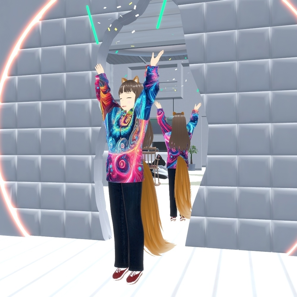 ちょっとサイケな雑いパーカー