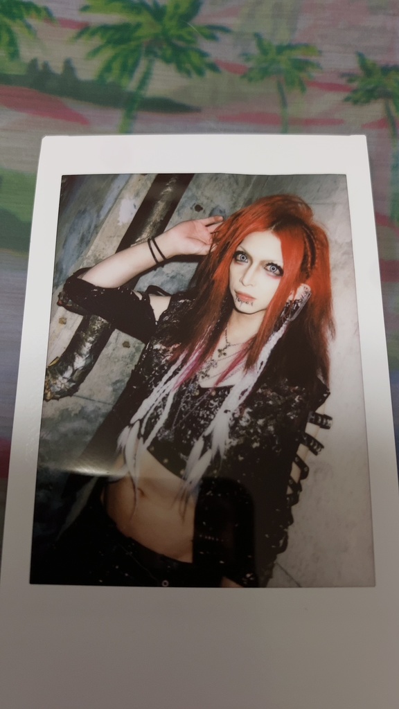 10/12MV撮影時ネット限定チェキ