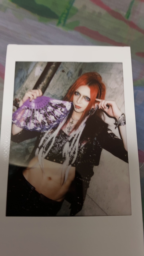 10/12MV撮影時ネット限定チェキ