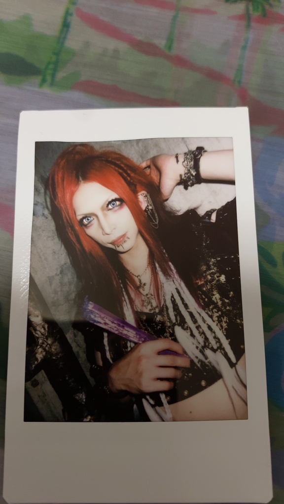 10/12MV撮影時ネット限定チェキ