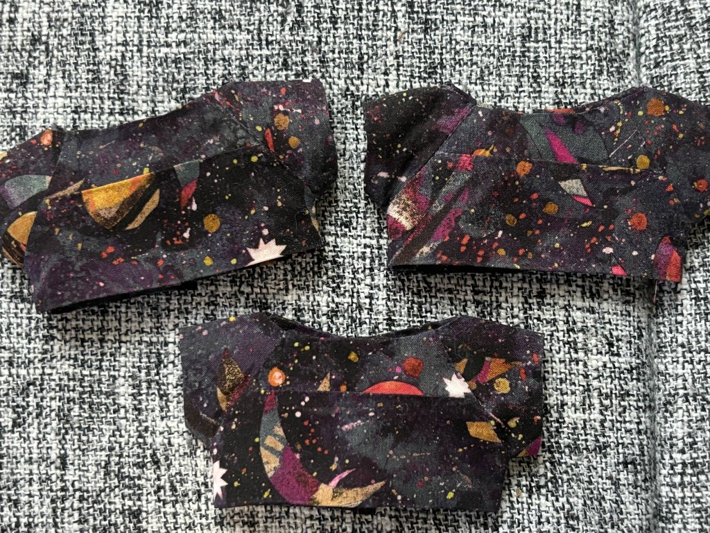 宇宙ワイシャツ