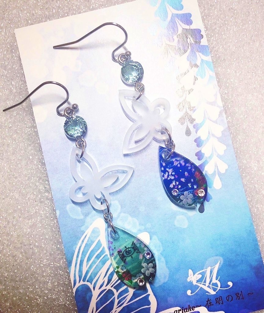 【再販】桜の花びらピアス(珠世・愈史郎イメージ)