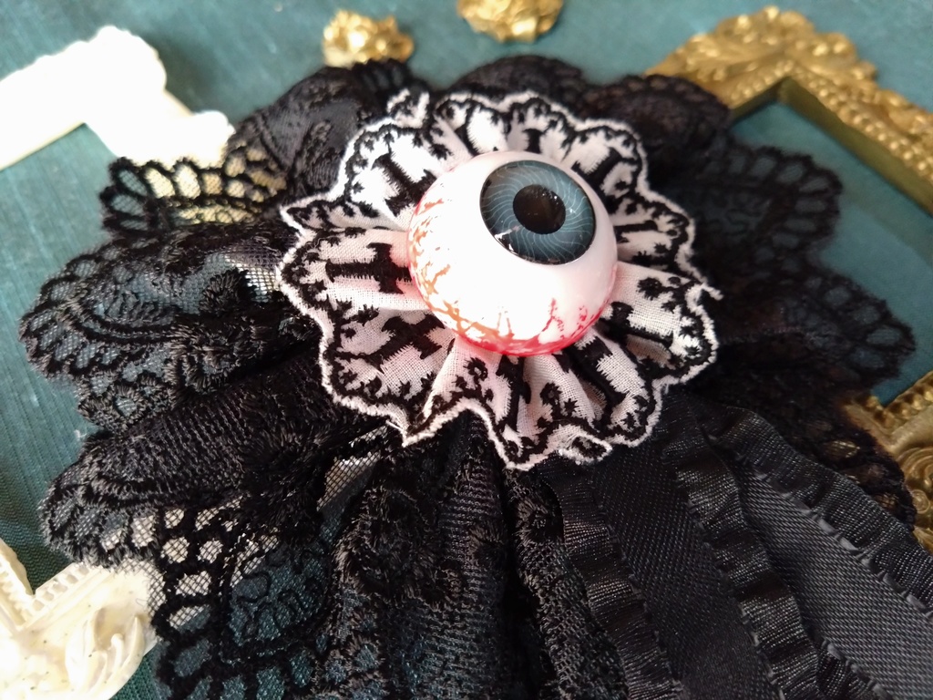 冒涜コサージュ。