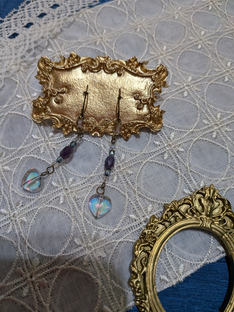 ガラスのハートピアス。