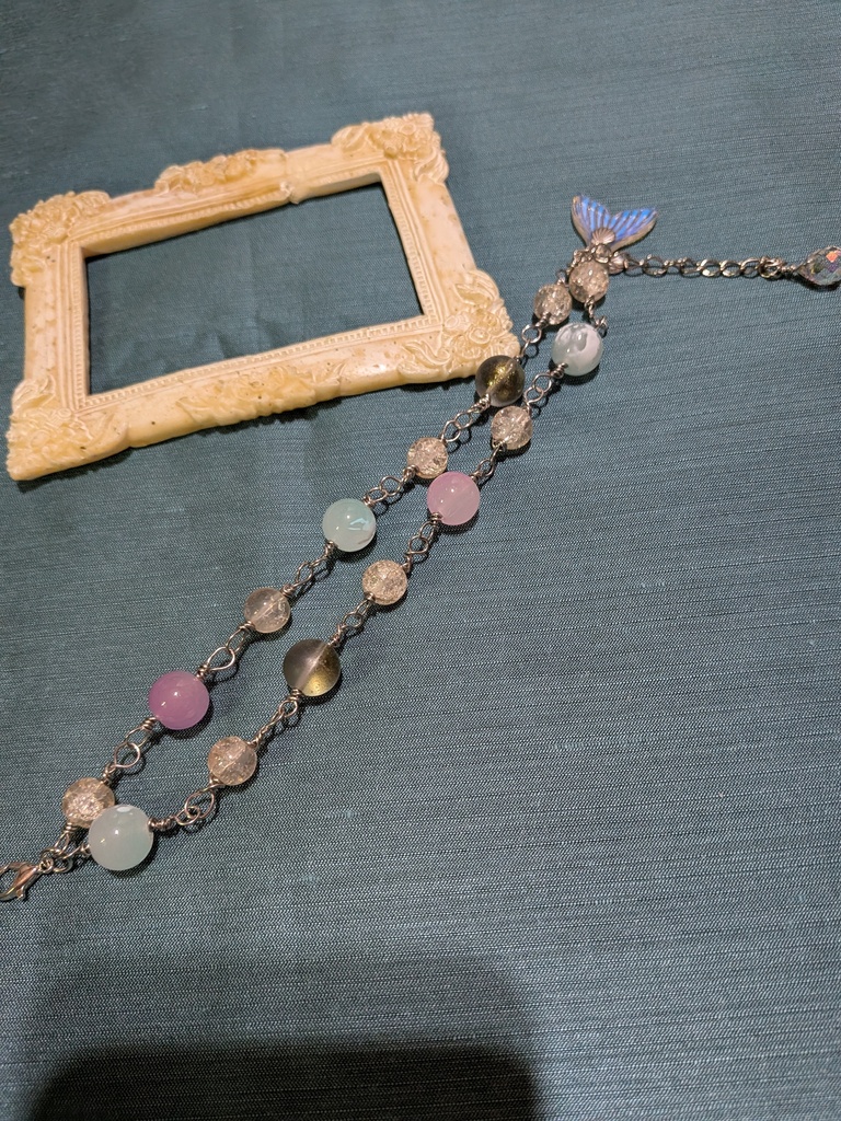 オーロラ尾びれの人魚のブレスレット。