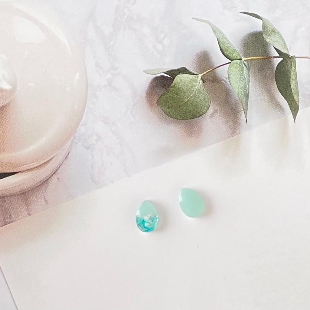 膝丸イメージピアス