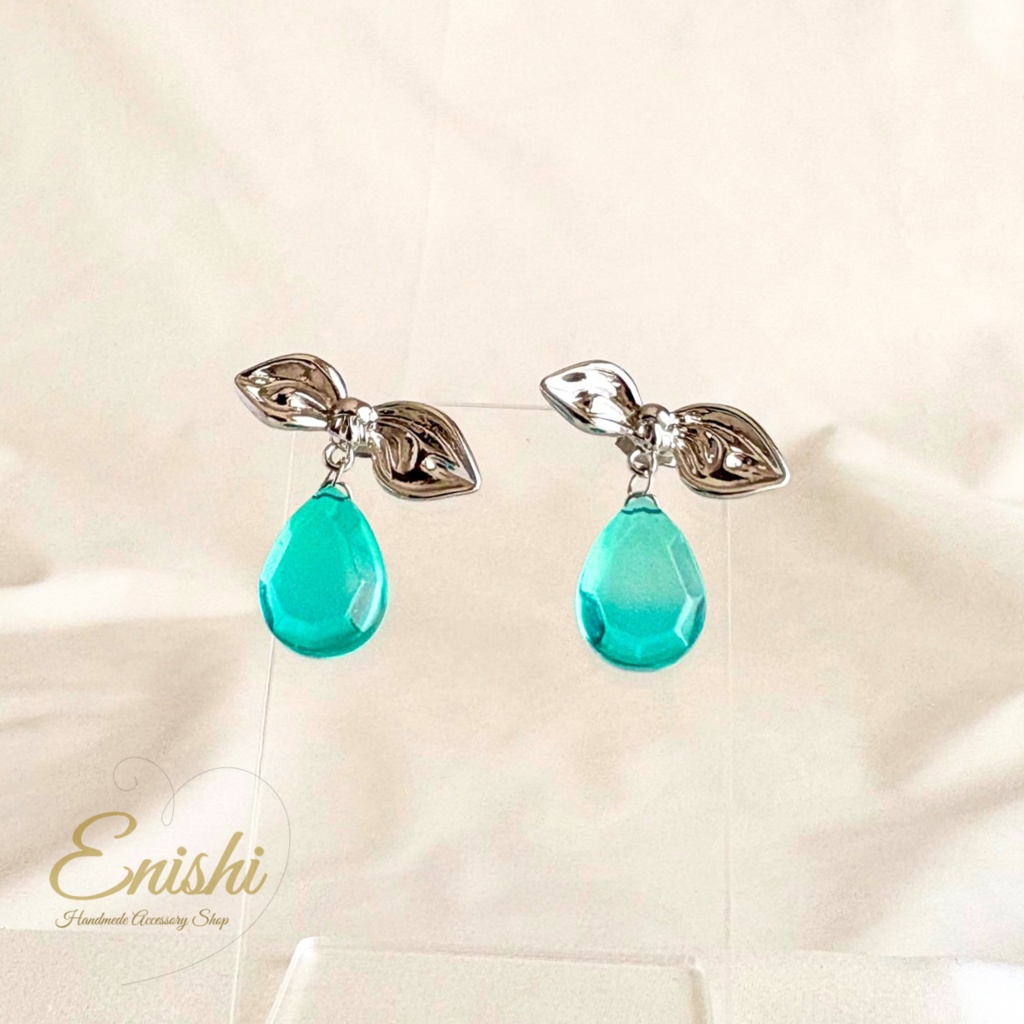 清翠(せいすい) — 篭手切江イメージピアス