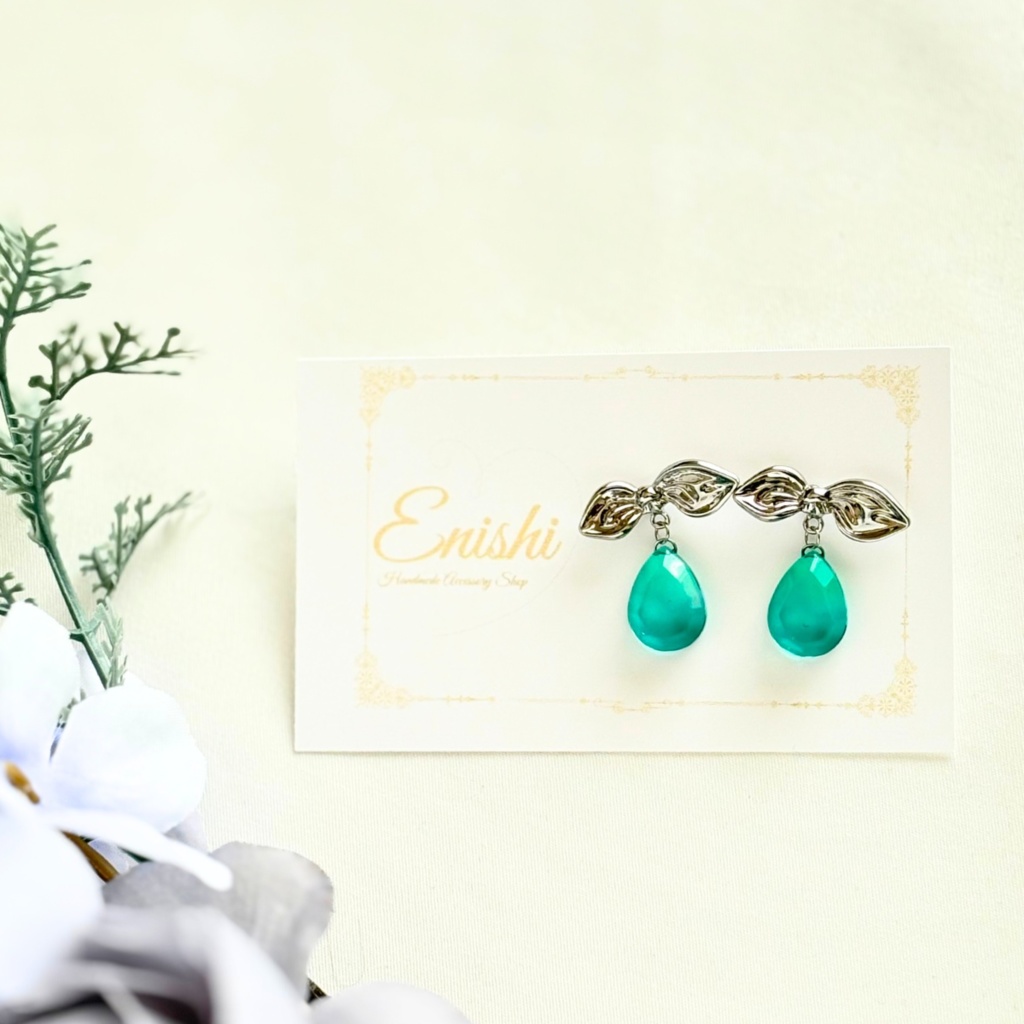 清翠(せいすい) — 篭手切江イメージピアス