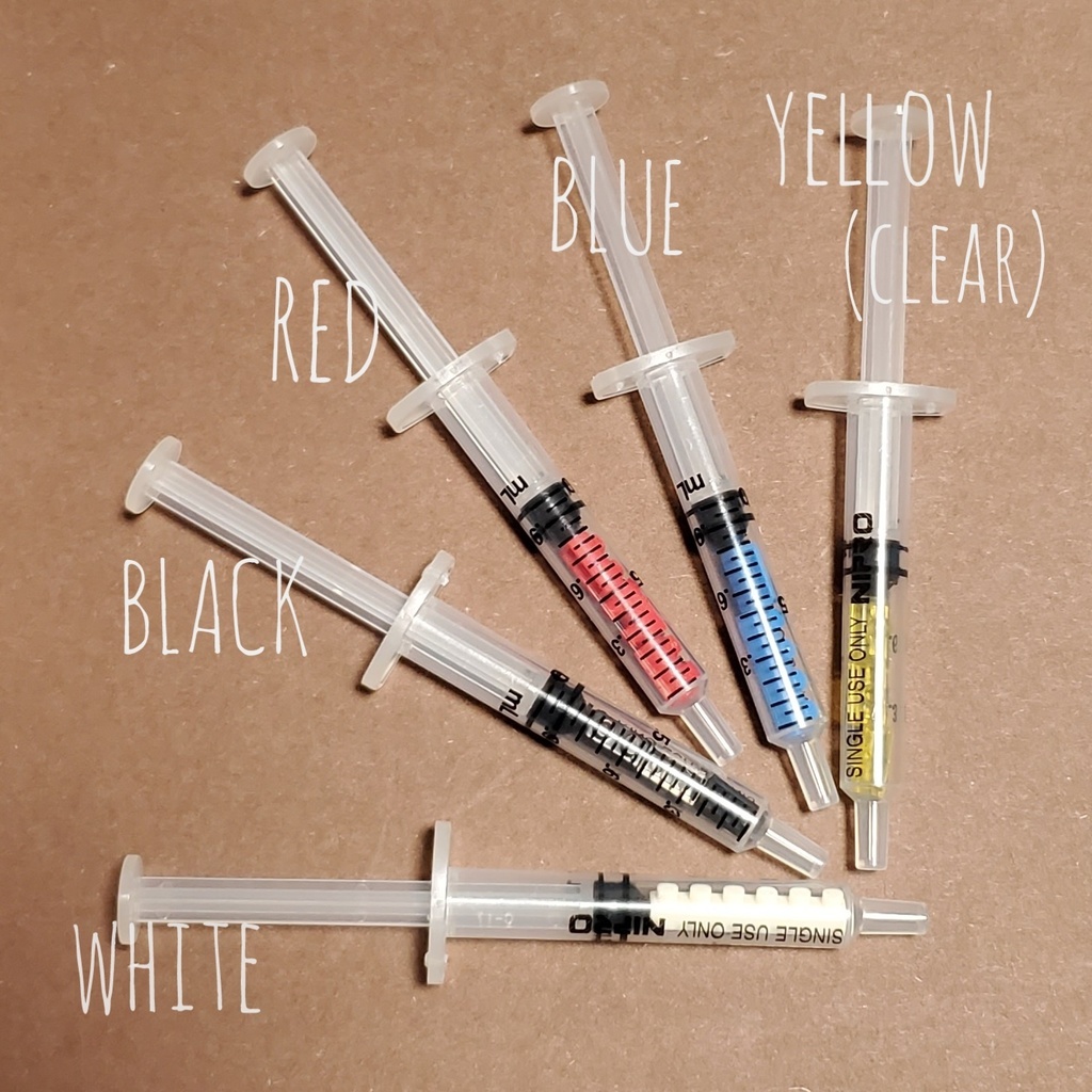 固形型感情保管用注射筒【全6色】注射器×ブロックの感情キーリング