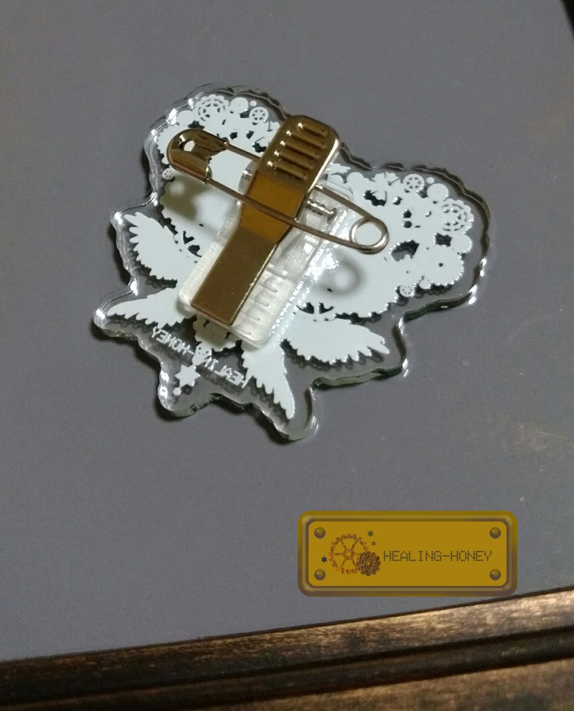 新色追加!healing-honey歯車heart♡アクリルバッジ