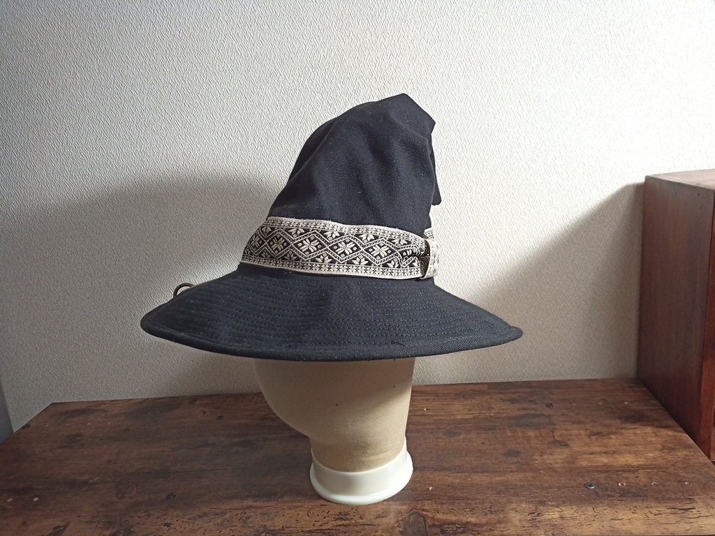 魔女帽子(リボン&ピアス)約55cm 女性用Sサイズ相当