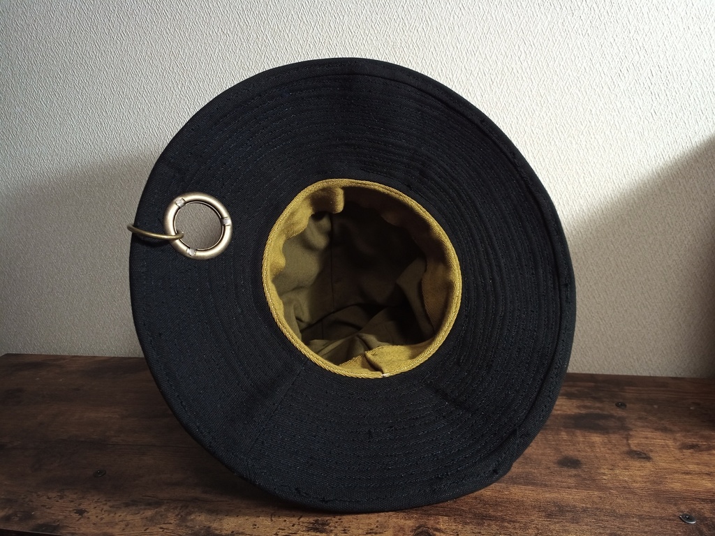 魔女帽子(リボン&ピアス)約55cm 女性用Sサイズ相当