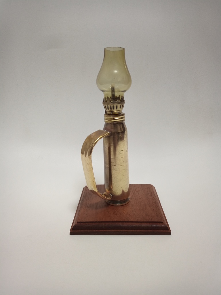 砲弾薬莢オイルランプ(茶)