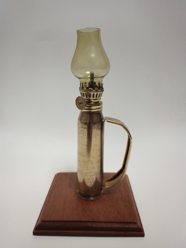 砲弾薬莢オイルランプ(茶)