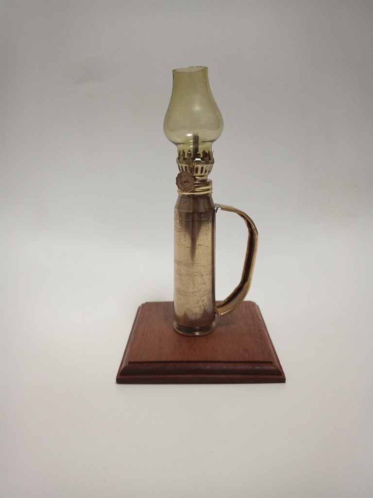 砲弾薬莢オイルランプ(茶)