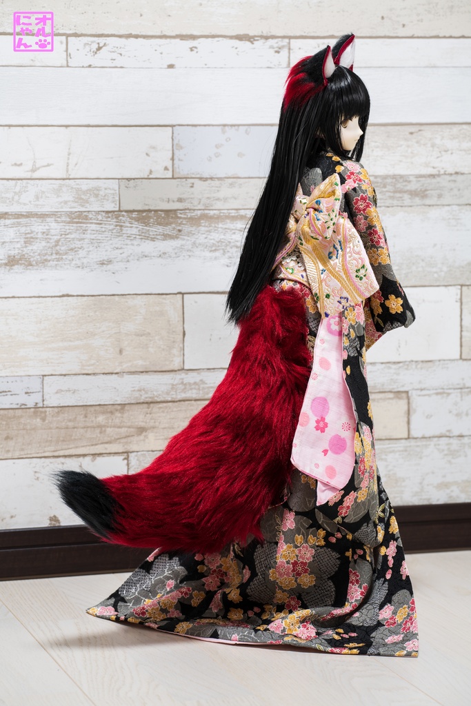 紅いきつね(黒)　60cm/40cm