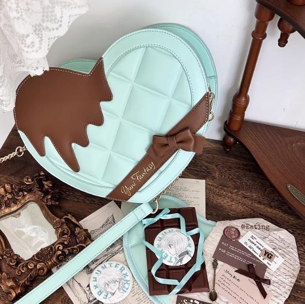 ゆめかわ♡全３カラー　チョコミント痛バッグ　bag15