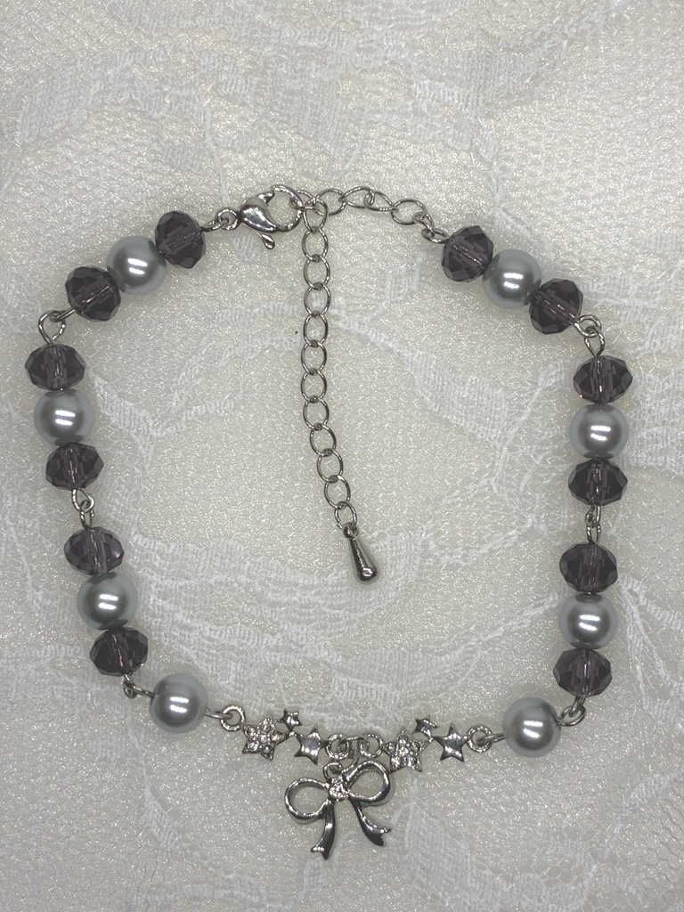 星とリボンチャーム付きのパールブレスレット