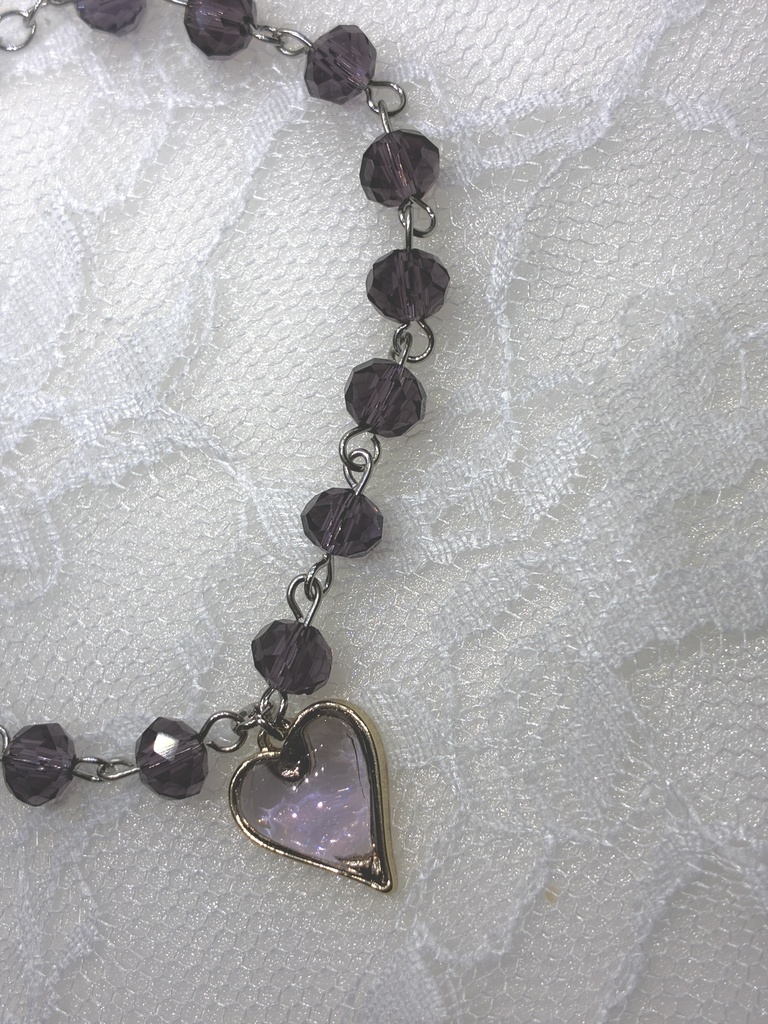 透明感あるハートとガラスビーズのブレスレット