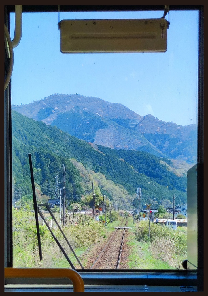ローカル線の車窓からしか得られない栄養素がある