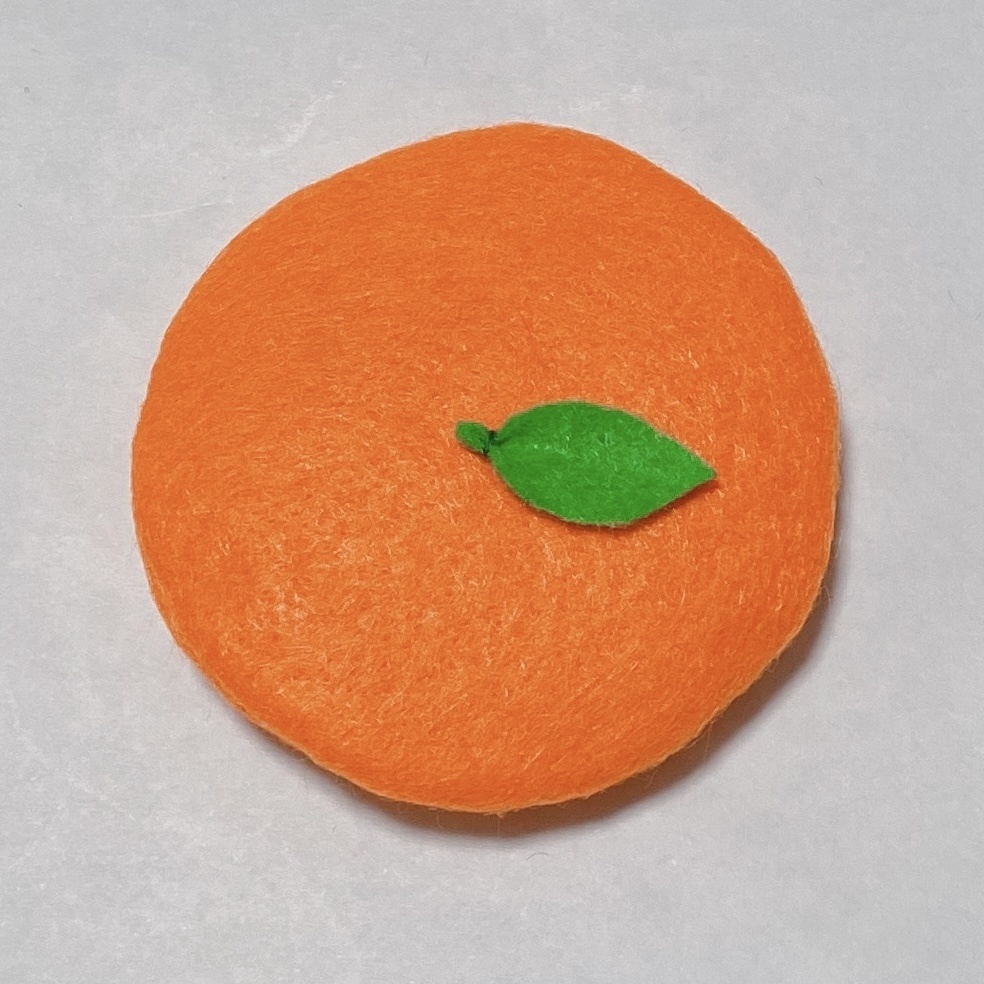 おまんじゅうのベレー帽/ミカン