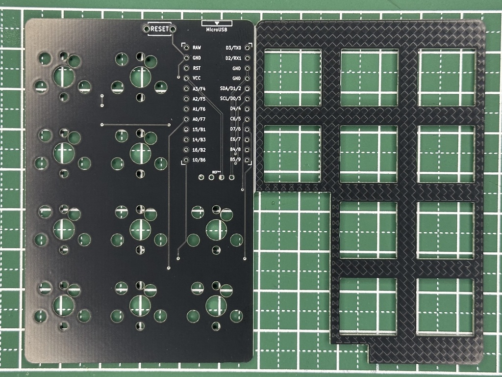 【モニター付きマクロパッドキット】Insight10