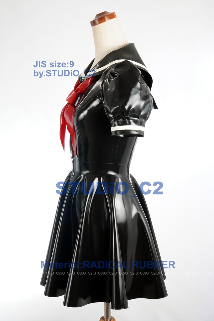 「売り切れました」試作ラバーセーラー服 9号サイズ