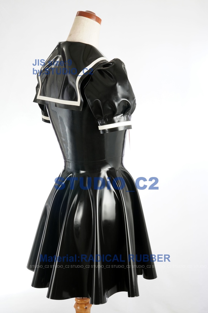 「売り切れました」試作ラバーセーラー服 9号サイズ