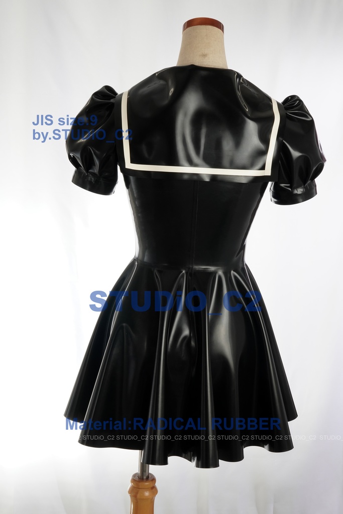 「売り切れました」試作ラバーセーラー服 9号サイズ 50:50
