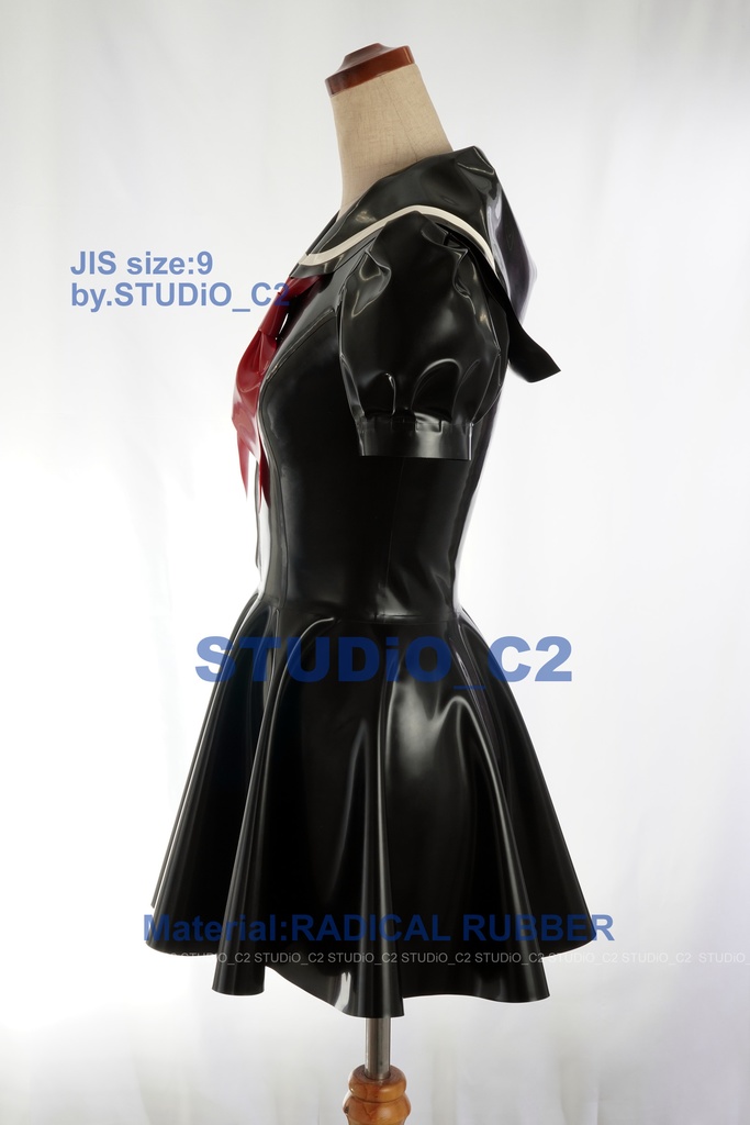 「売り切れました」試作ラバーセーラー服 9号サイズ 53:47
