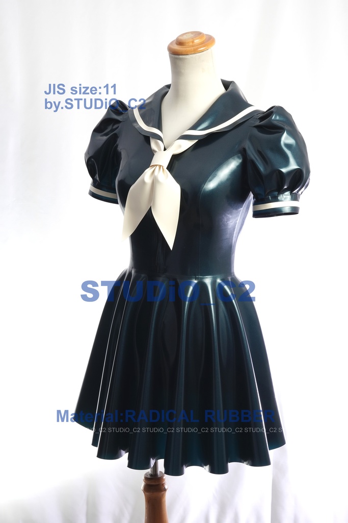 (売り切れました)試作ラバーセーラー服 11号サイズ B