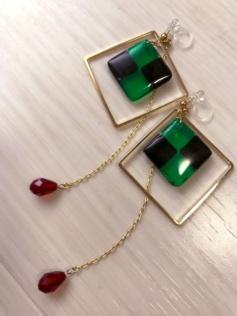 竈門炭治郎イメージイヤリング【鬼滅-5】