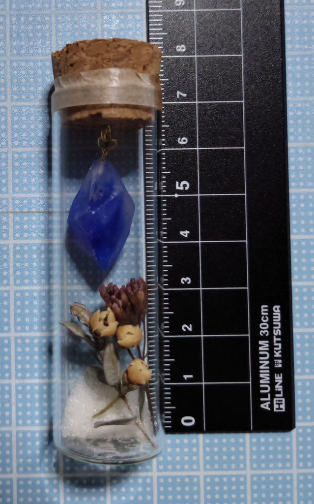 花と鉱石の標本/DR2_002