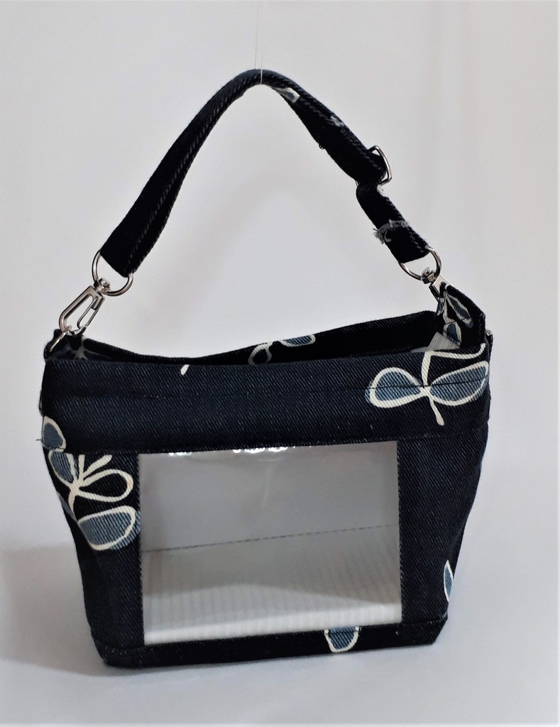 もちマス お出掛けポーチ