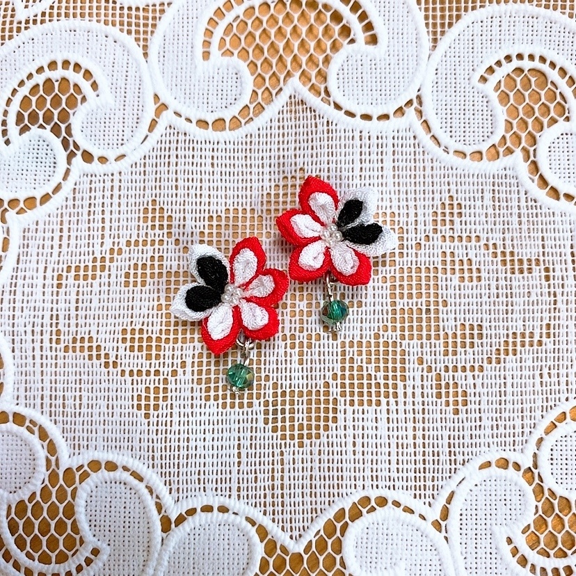 リュウソウジャー モチーフピアス