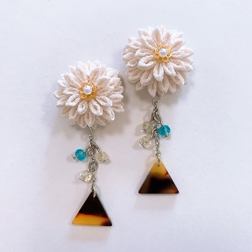 A3! 斑鳩三角 イメージピアス つまみ細工