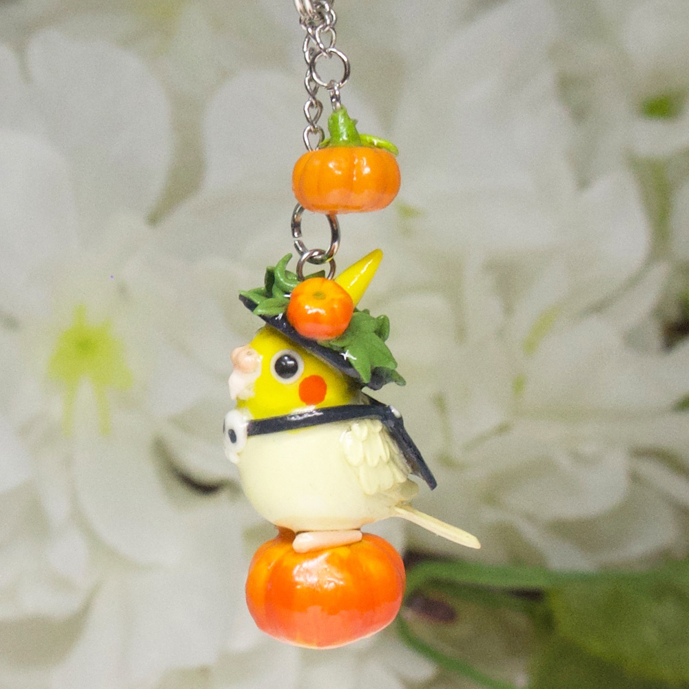 【セミオーダー】オカメインコのハロウィン・チャーム・イヤーアクセサリー