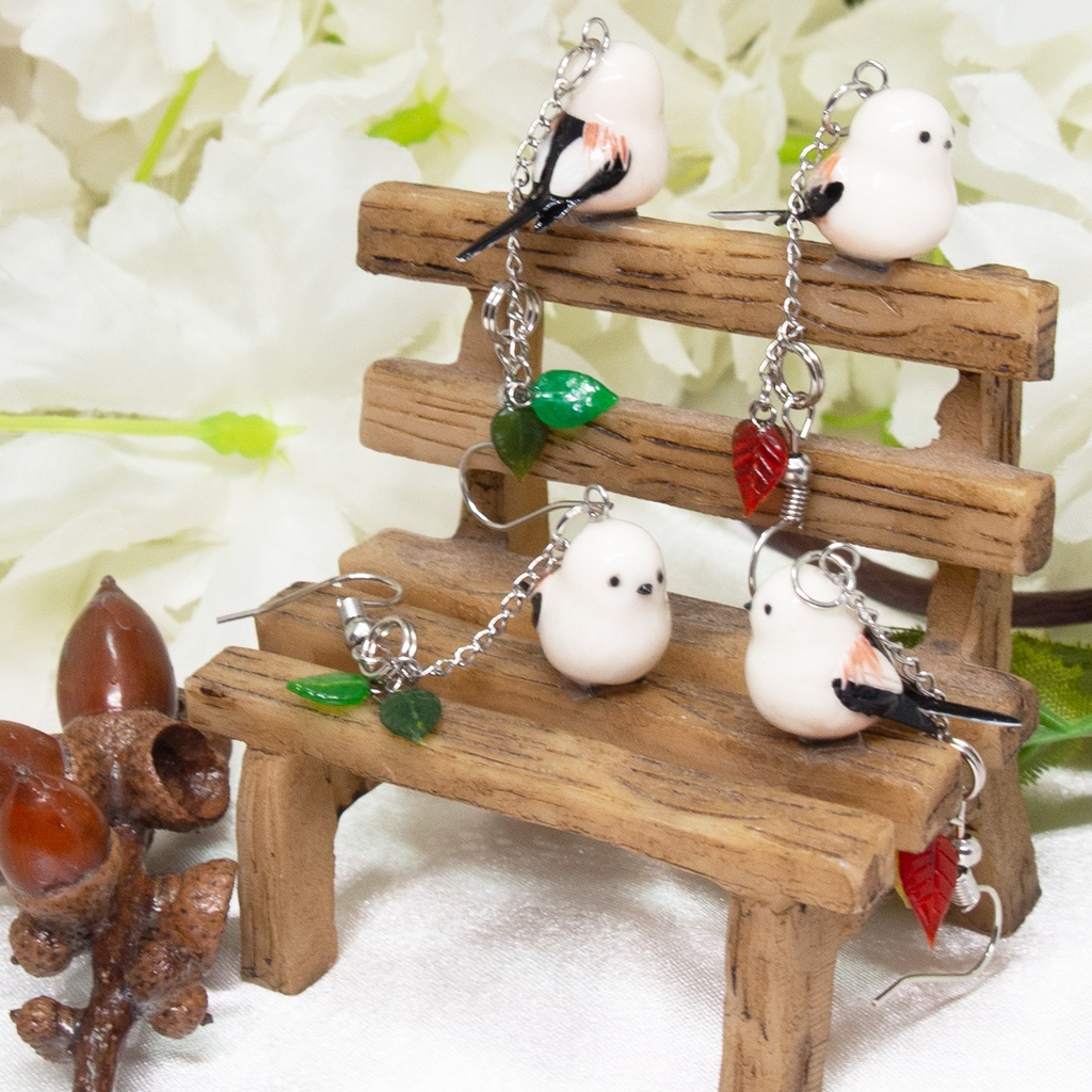 雪の妖精シマエナガのピアス・イヤリング