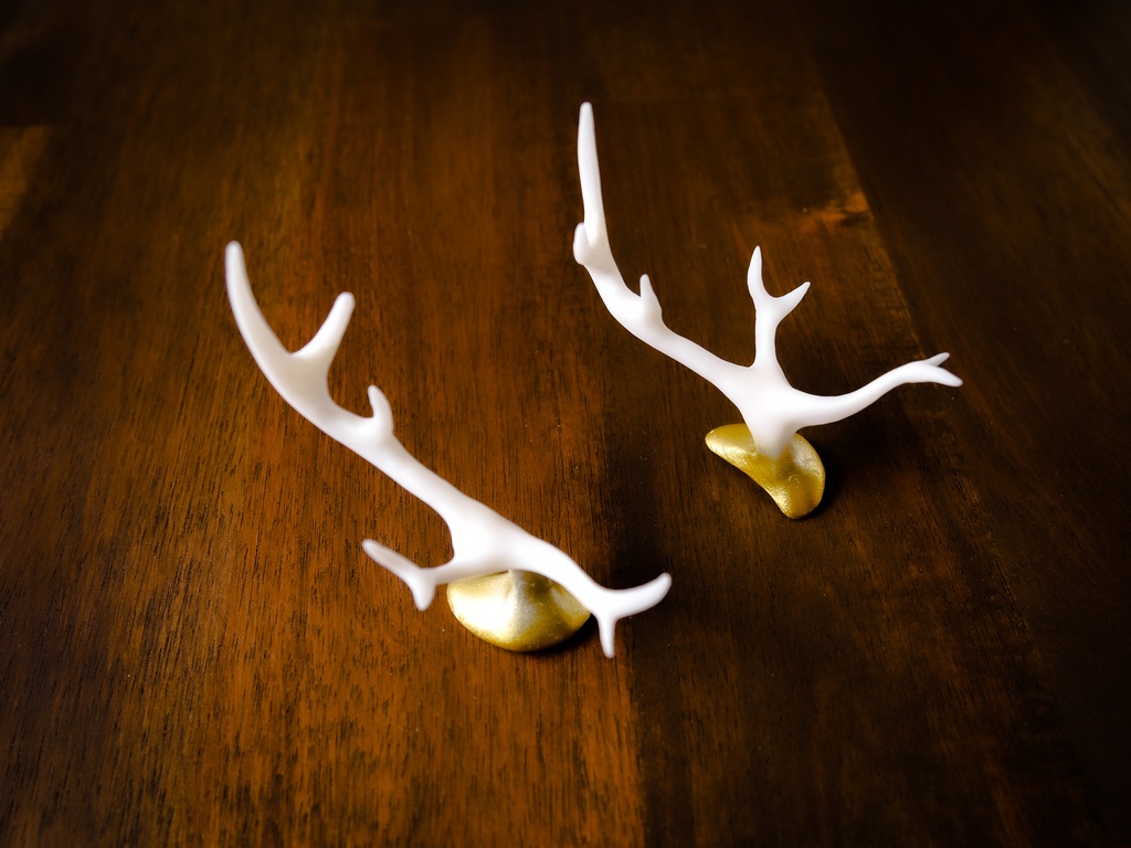 【終了】ミニ鹿角 ホワイト×ゴールド(40cmドール用)